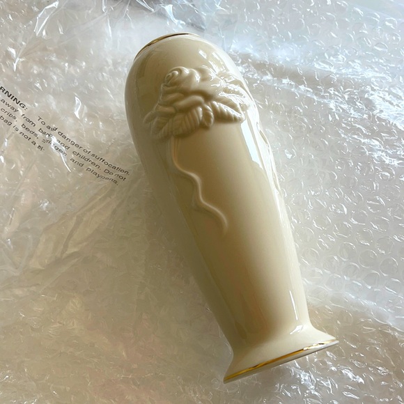 Small vase - Picture 2 of 5